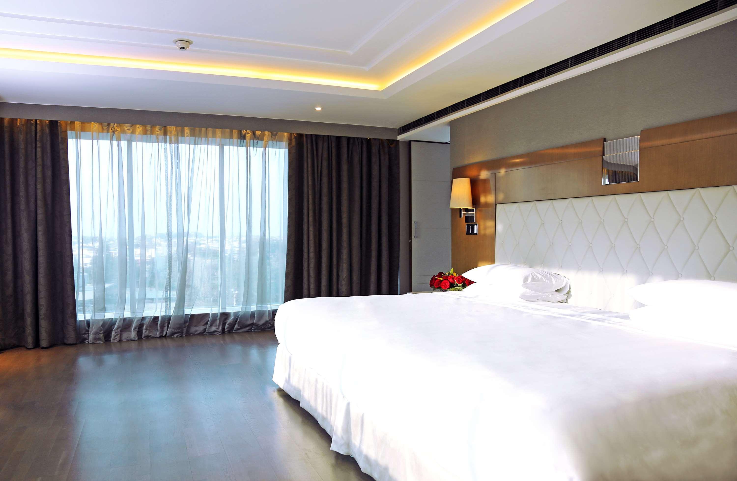 Hyatt Regency Ludhiana Ξενοδοχείο Εξωτερικό φωτογραφία