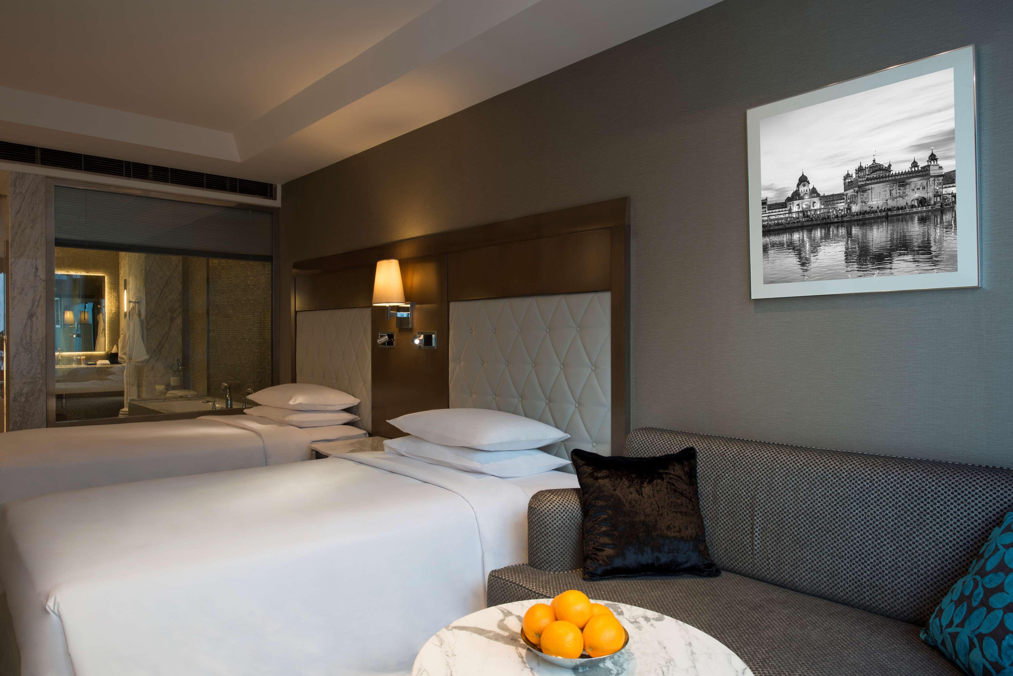 Hyatt Regency Ludhiana Ξενοδοχείο Εξωτερικό φωτογραφία
